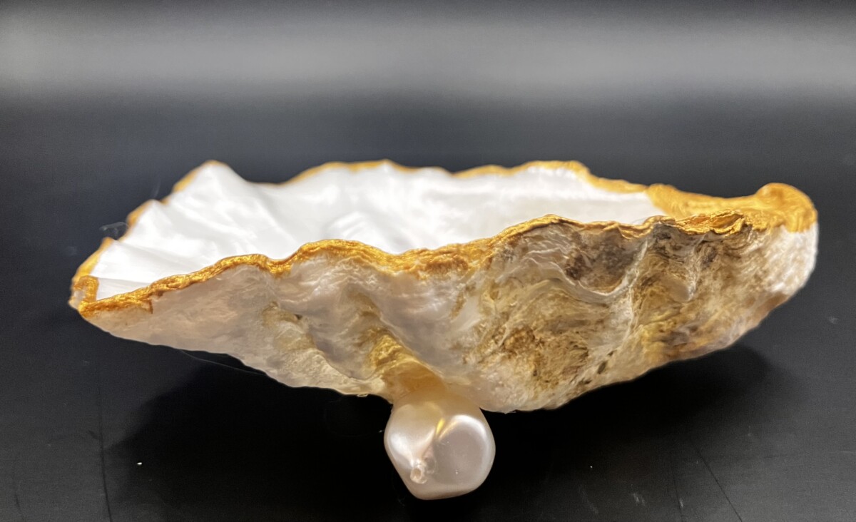 Oesterschelp, parelmoer met 'parels' - Afbeelding 3
