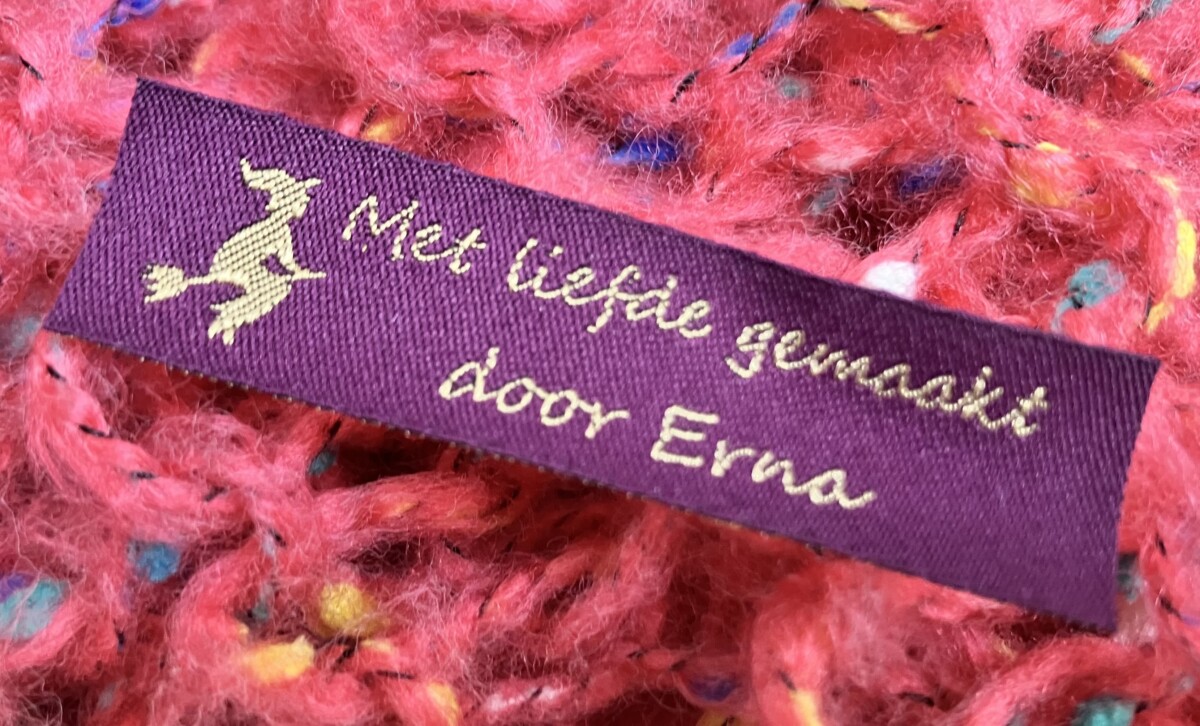 Gebreide sjaal/omslagdoek in oud roze met gekleurde accenten - Afbeelding 5
