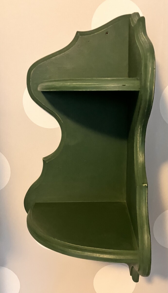 Uitgelichte afbeelding voor “Vintage hoekkastje in prachtig warm groen”