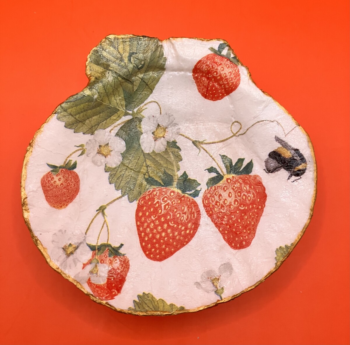 Uitgelichte afbeelding voor “Sint-jacobsschelp met aardbeien”