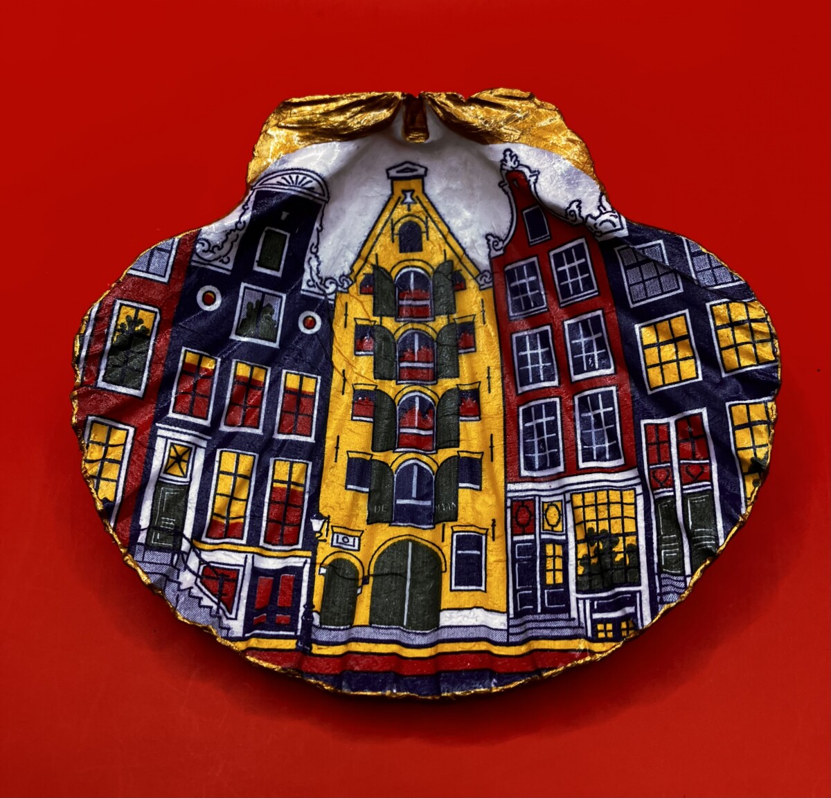 Uitgelichte afbeelding voor “Sint-jacobsschelp Amsterdam in kleur”