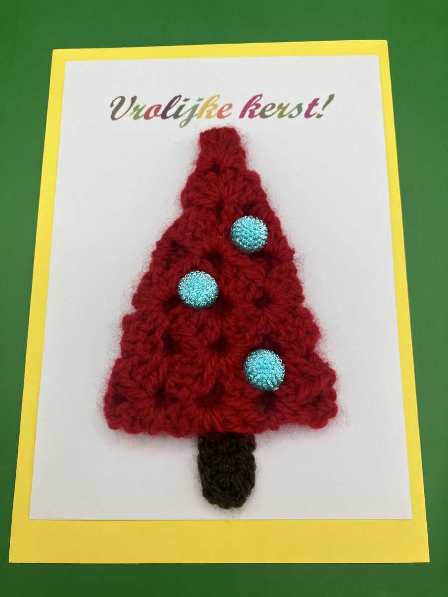 Set van twee vrolijke kerstkaarten in geel en rood - Afbeelding 3